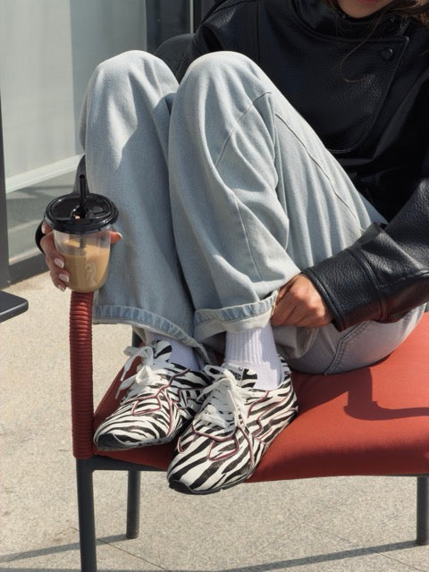 Zebra Bolt
