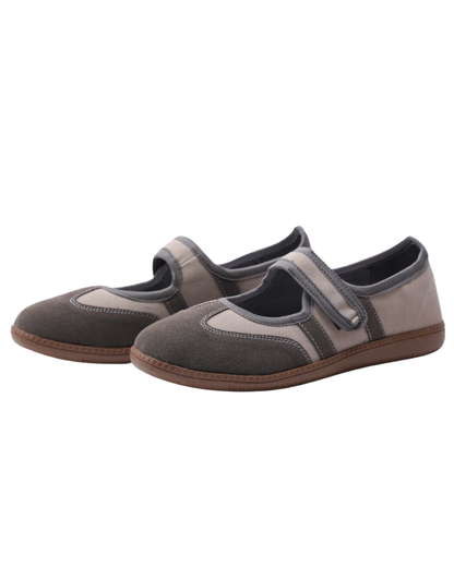 Grey Auri